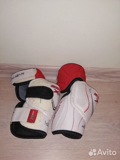 Хоккейные коньки bauer