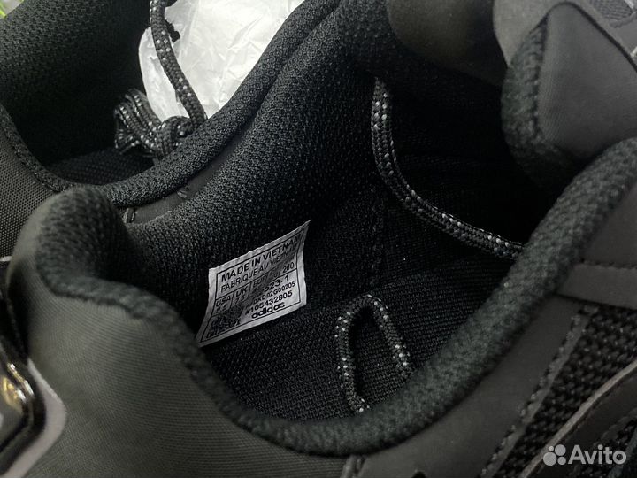 Кроссовки мужские Adidas S.F.T.M