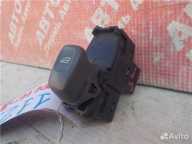 Кнопка электро стеклоподъемника задняя левая Volvo