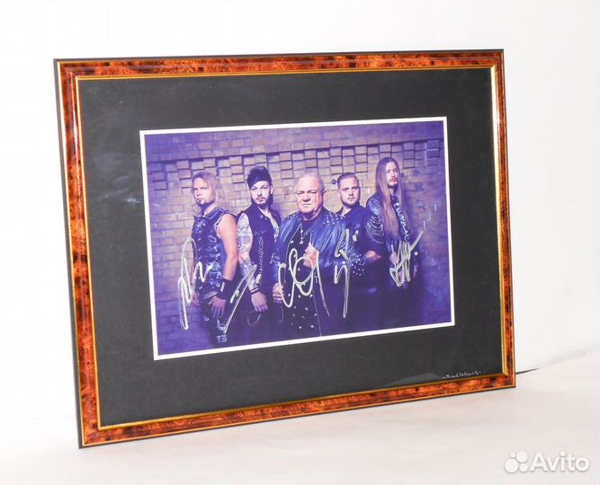 Автографы: U.D.О. Удо Диркшнайдер, и др