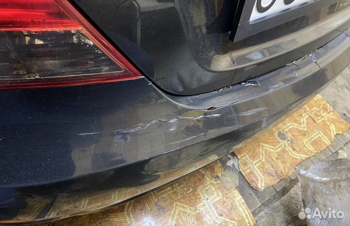 Задний бампер hyundai solaris (под ремонт)