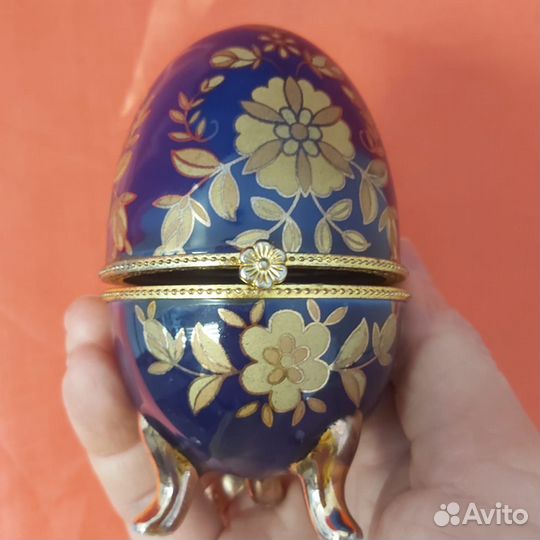 Шкатулка-яйцо сувенирная. Английский дизайн