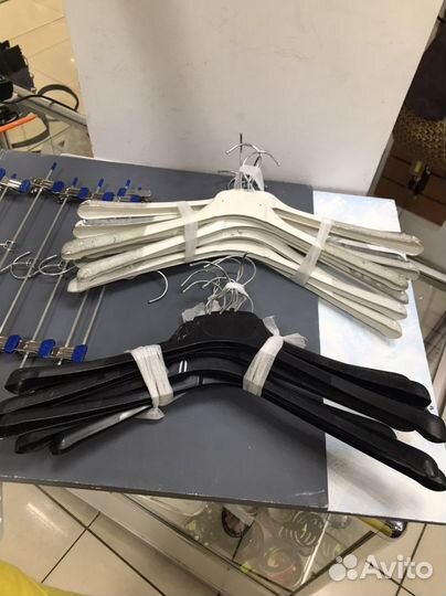 Вешалки плечики бу