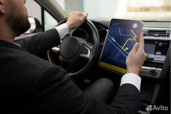 Водитель на личном автомобиле