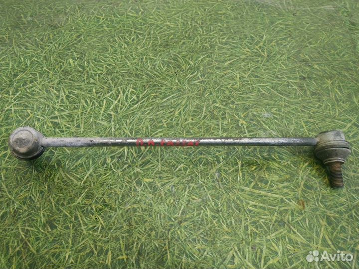 Стойка стабилизатора передняя Volkswagen Passat B7