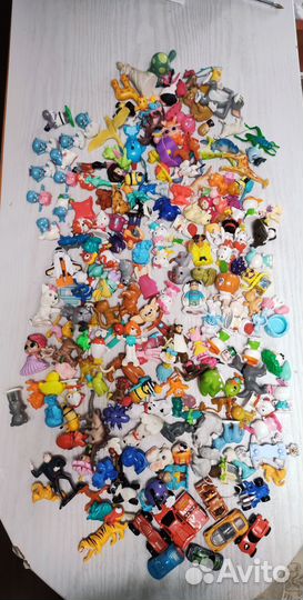 Игрушки из киндера пакетом