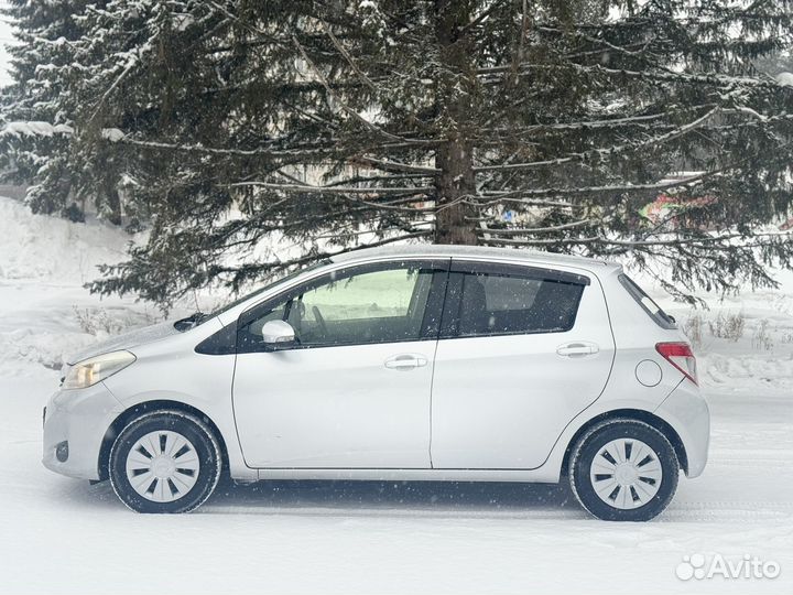 Toyota Vitz 1.0 CVT, 2012, 97 500 км