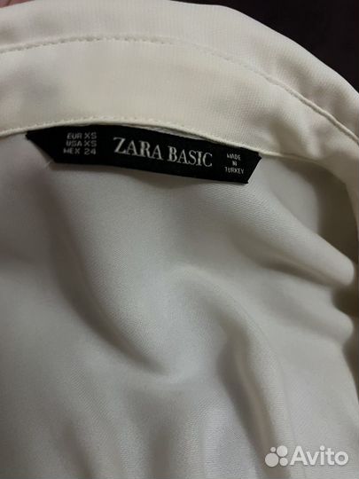 Блузка Zara молочного цвета