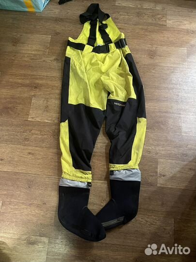 Куртка и вейдерсы Motoraive