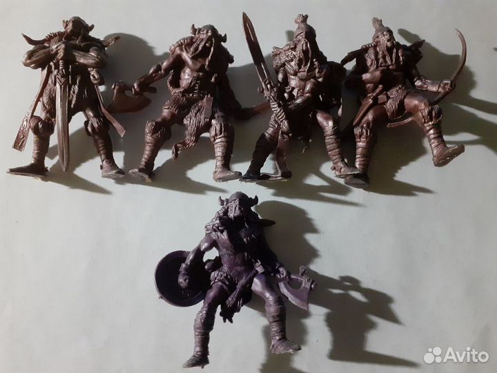 Киндер солдатики фэнтези