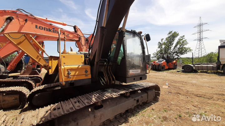 Гусеничный экскаватор Volvo EC220DL, 2014