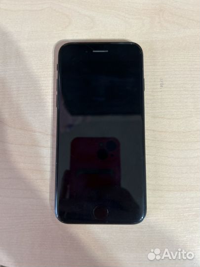 iPhone SE (2020), 128 ГБ