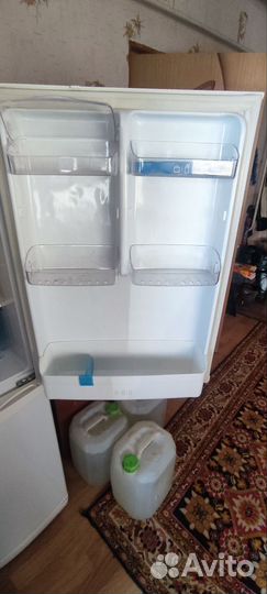 Холодильник LG GR-349SQF