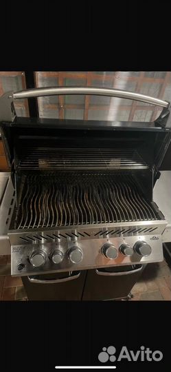 Газовый гриль napoleon prestige 500