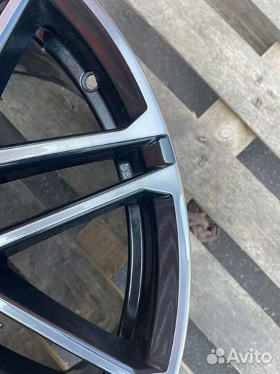 Оригинал кованый передний диск BMW X5M X6M R21