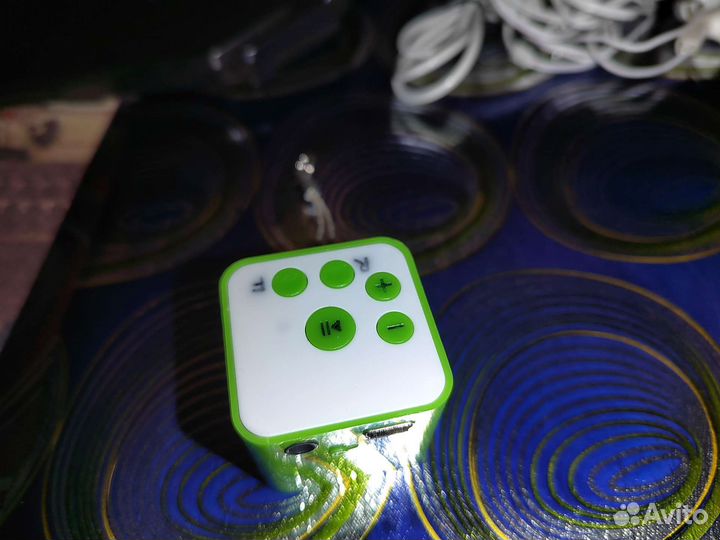 Mp3 плеер-брелок с динамиком