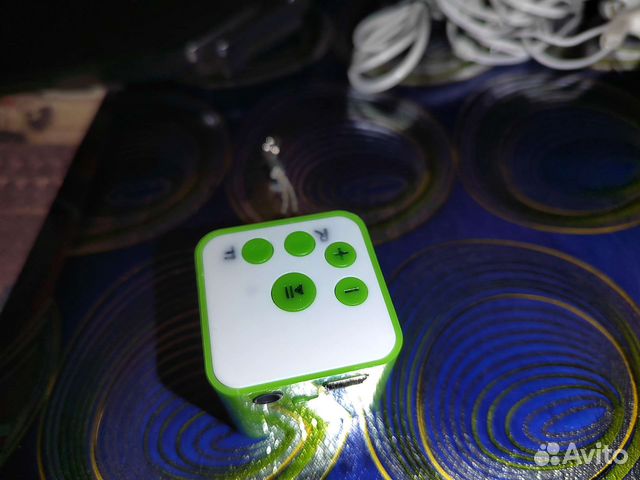 Mp3 плеер-брелок с динамиком