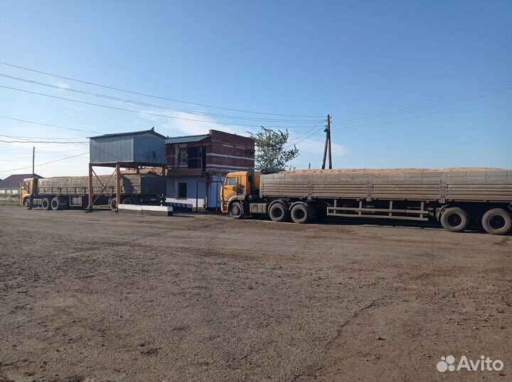 Грузоперевозки селитры зерна,сена, кирпича