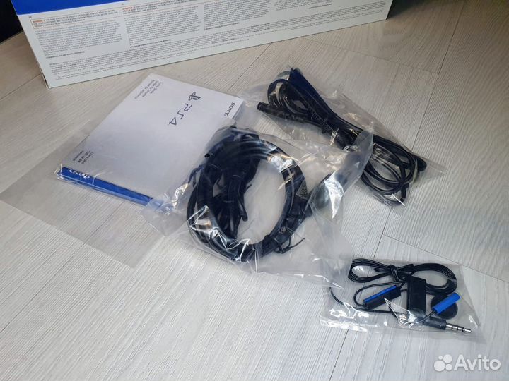 Sony PS4 slim 500gb идеал + 2 геймпада