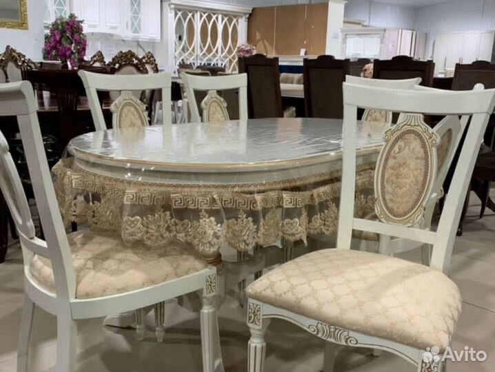 Силиконовая скатерть с кружевом