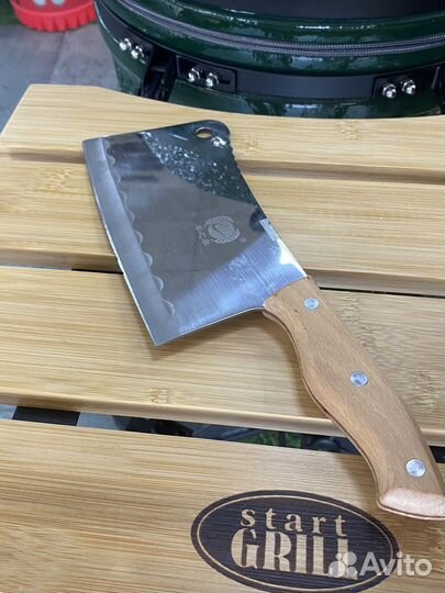 Топорик для мяса с деревянной ручкой