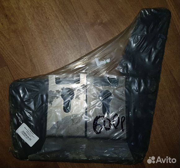 Брызговики с креплением передние Ваз 2101 новые