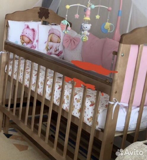 Детская кроватка