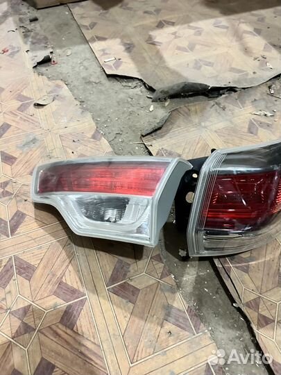 Фонарь на highlander