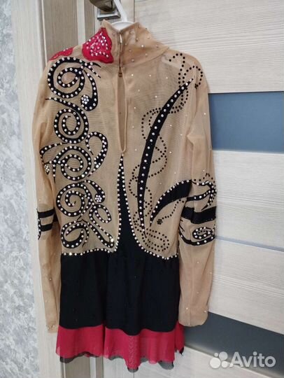 Костюм для фигурного катания или худ. гимнастики