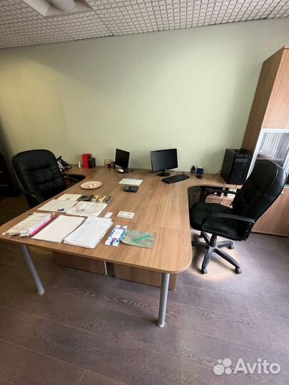 Мебель офисная столы кресла стулья тумбочка бу