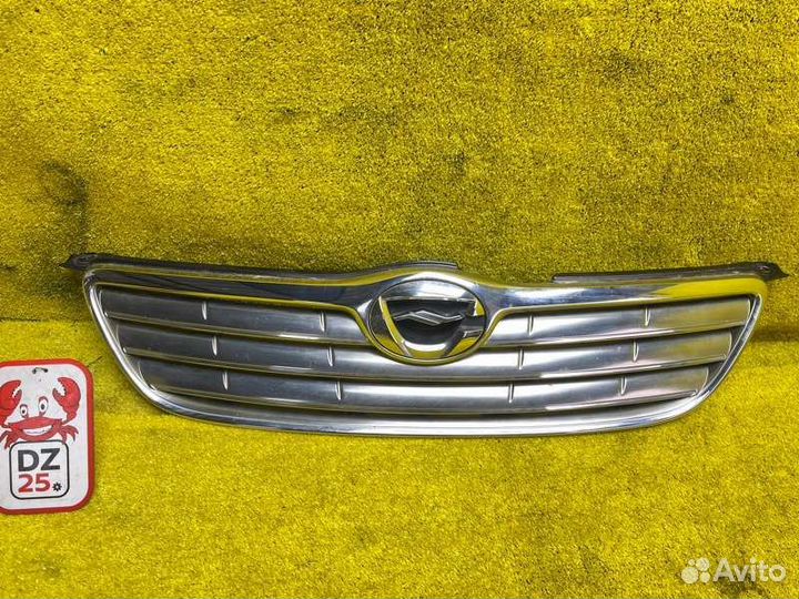 Решетка радиатора передняя Toyota Corolla