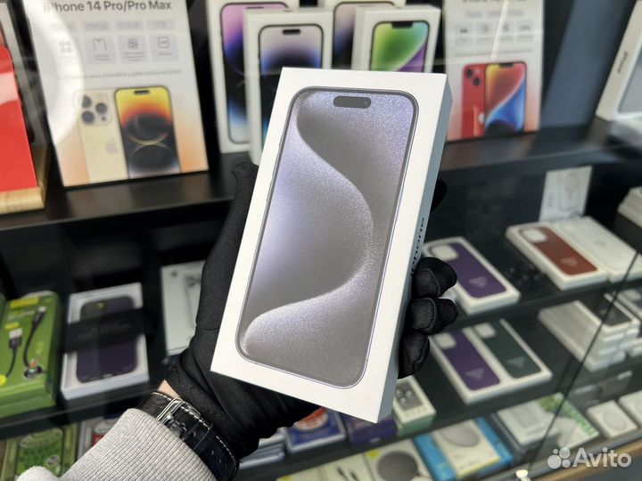 iPhone 15 Pro, 256 ГБ