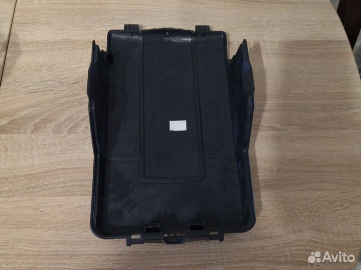 Крышка аккумулятора Volkswagen