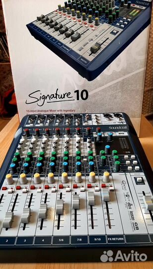 Микшерный пульт Soundcraft Signature 10