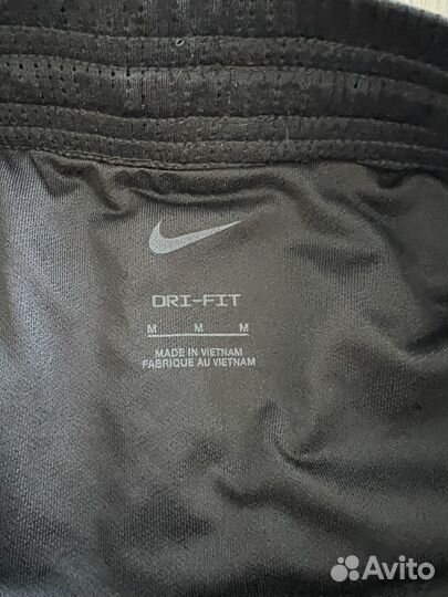 Шорты спортивные женские nike размер M