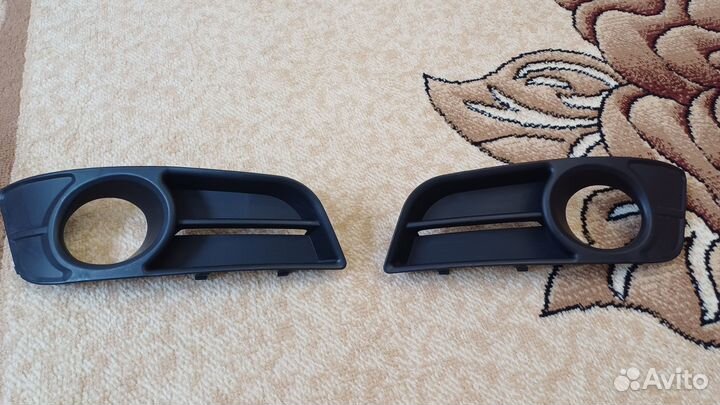 Накладка противотуманной фары Corolla 120