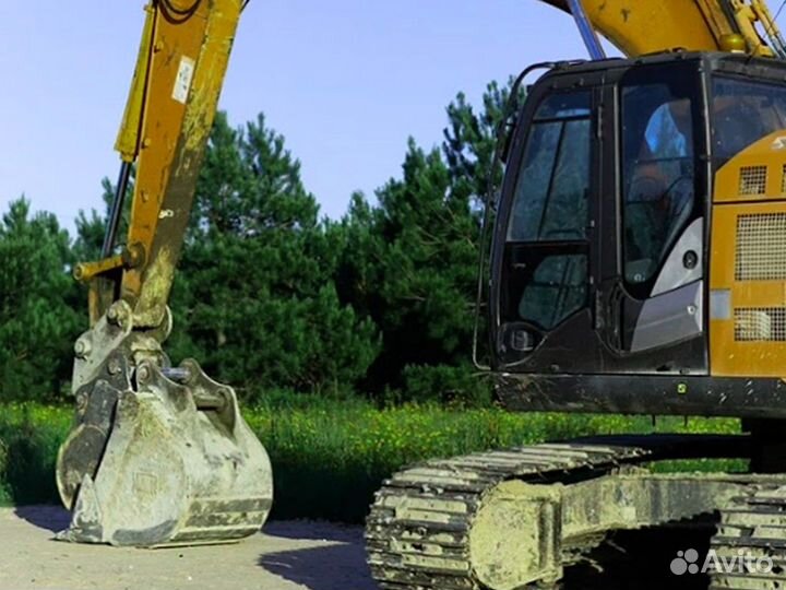 Стекло лобовое нижнее правое Caterpillar