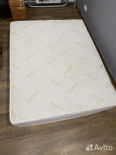 Матрас 160х200 бу