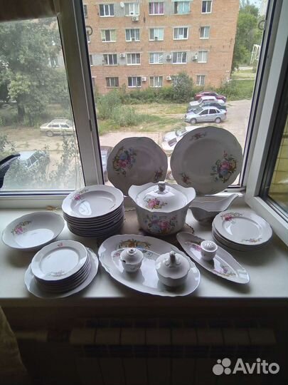 Столовый сервиз Дулево