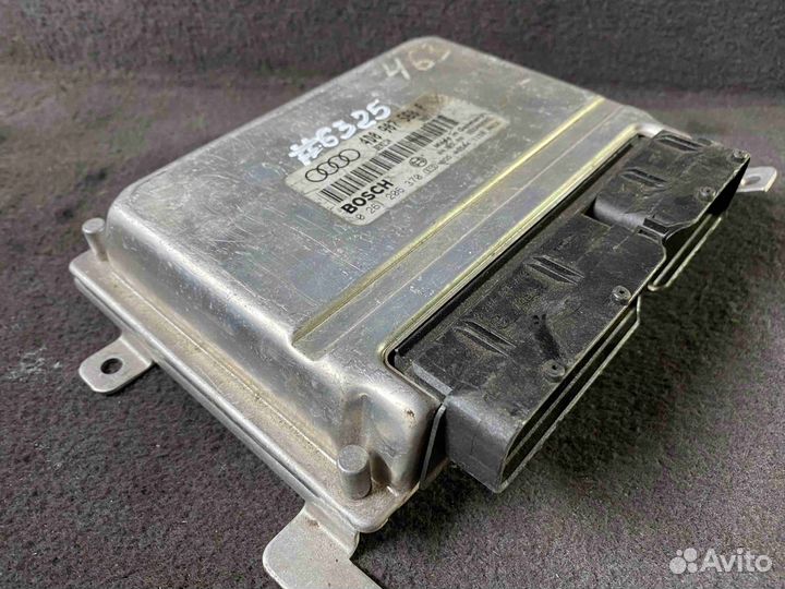 Блок управления двигателем (двс) Audi A8D2 (4D 199