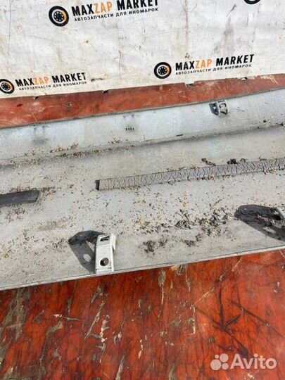 Накладка двери перед лев Land Cruiser Prado 3