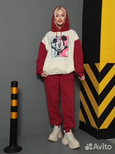 Женский Спортивный костюм