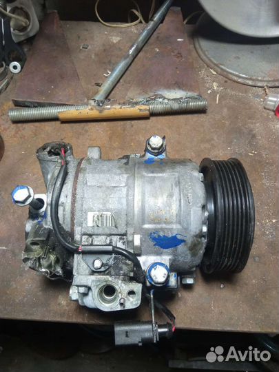Компрессор кондиционера Шкода Фабия