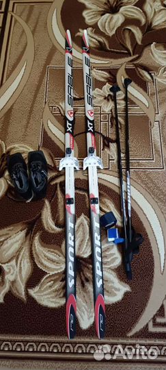 Беговые лыжи