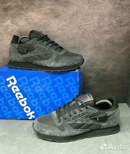 Кроссовки Reebok надежные