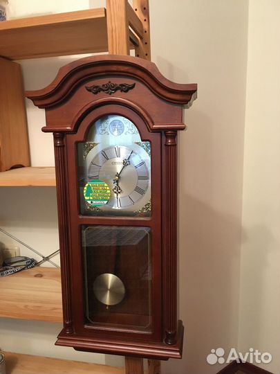 Интерьерные часы Citizen с мелодией и боем