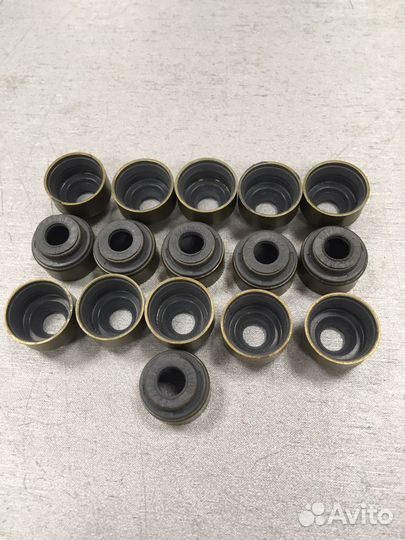 Колпачки маслосъемные toyota corolla 1.3/1.6 87)