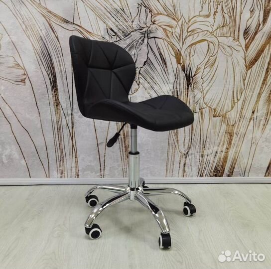 BML-046-D3 кресло офисное черный