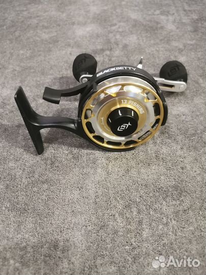 Катушка 13 Fishing Black Betty Freefall Carbon Bod