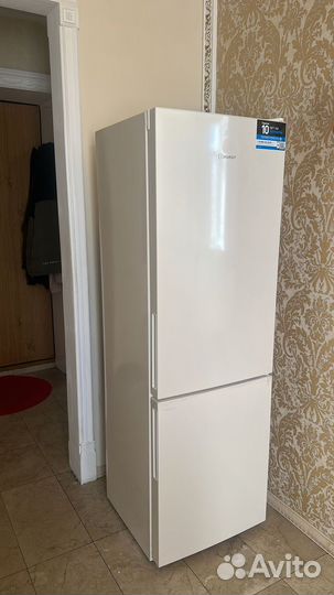 Холодильник новый